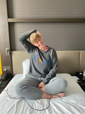 49A2B381-65E3-4EC3-8D49-42C3CBD68005